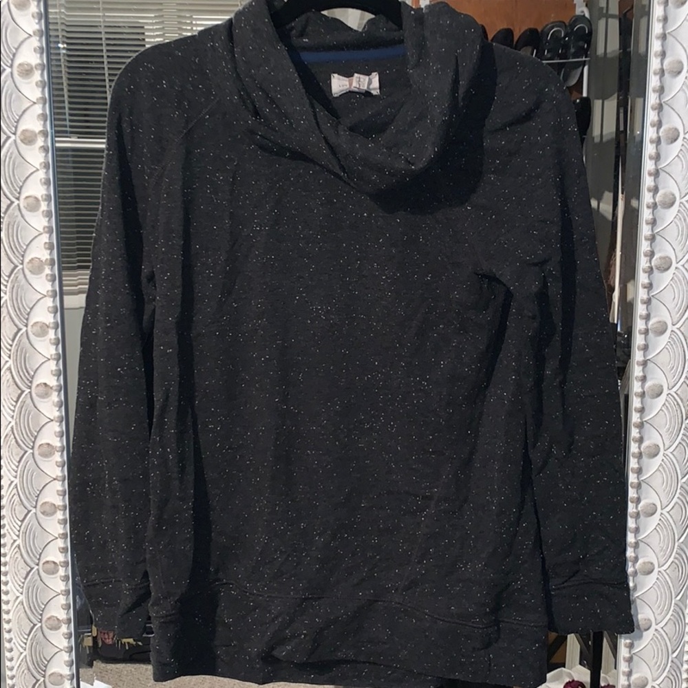Lou and grey sweater ... great shape!